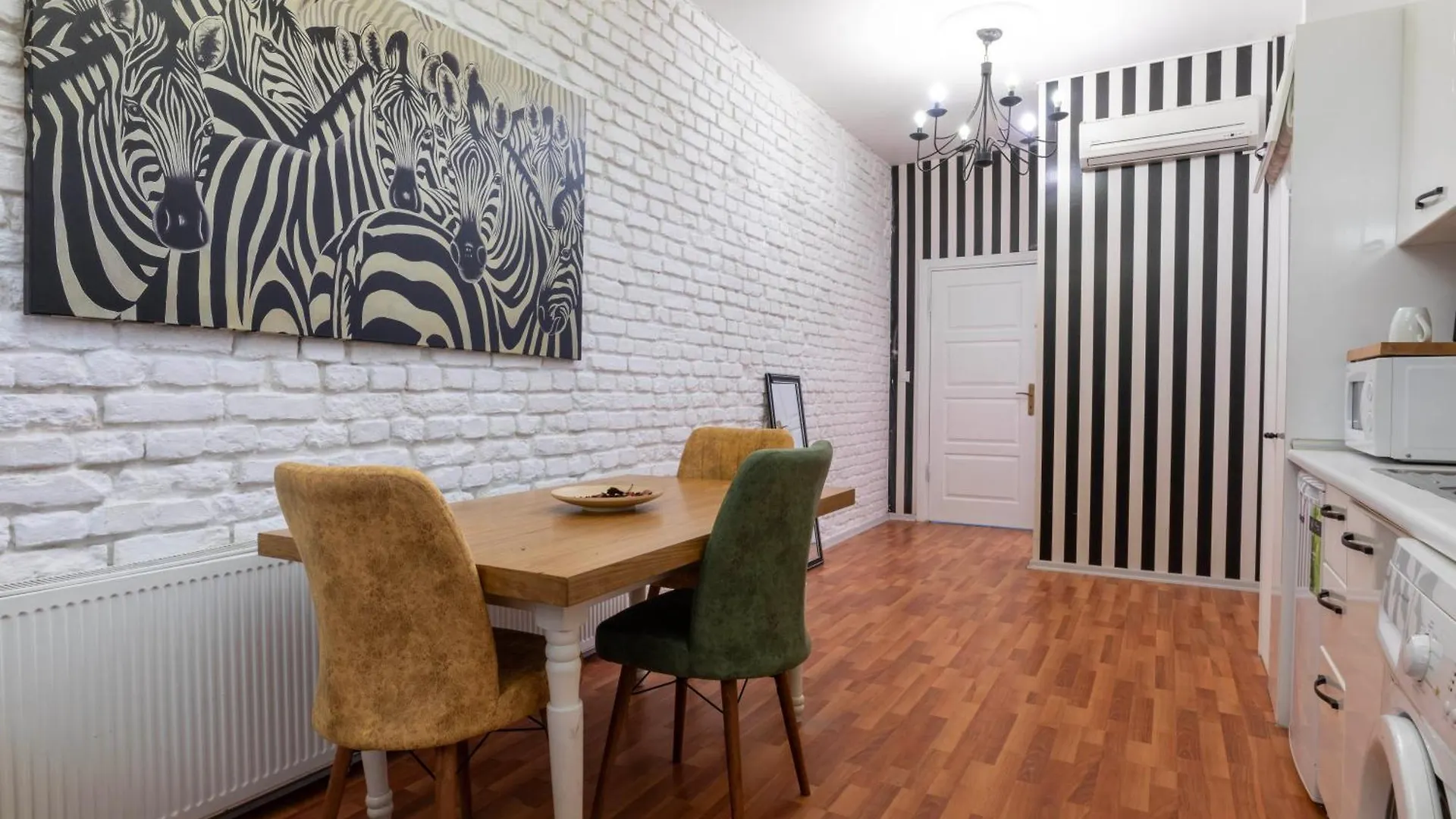 5 Apartment Galata Stambuł 0*,  Turcja